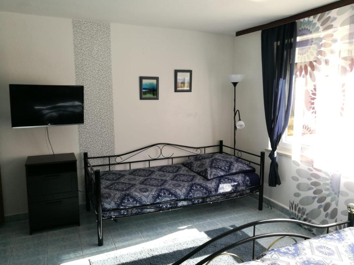 Ferienhaus Bozena Appartment 2 브르사르 외부 사진